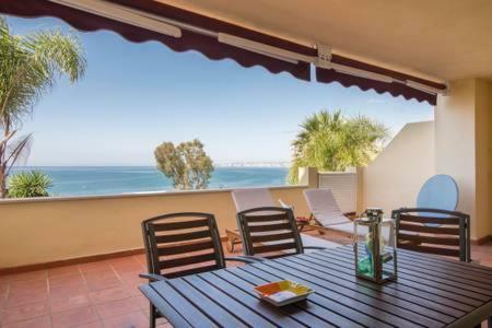 Апартаменты Relax Frente Al Mar Бенальмадена Экстерьер фото